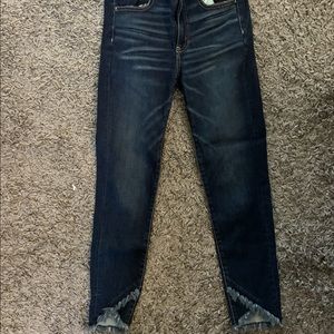 Womens size 6 American eagle jeans